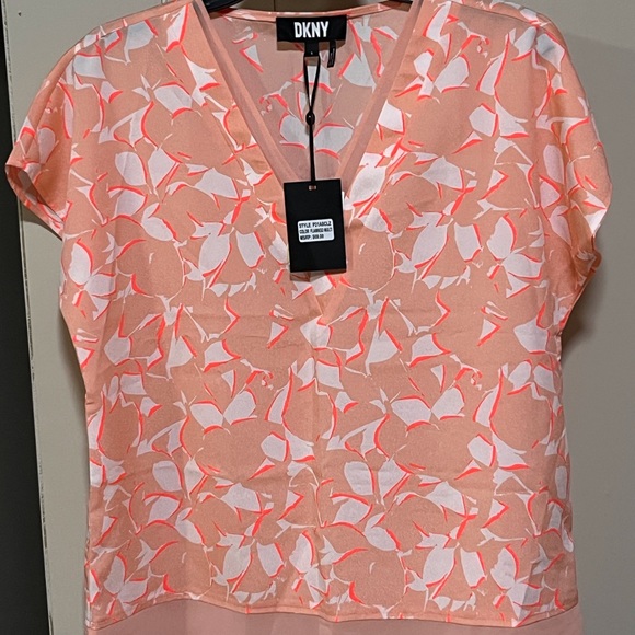 SELLING DKNY BLOUSE FOR WOMEN SIZE SMALL COLOR FLAMINGO 🦩 SLEEVELESS BNWT - Picture 5 of 12